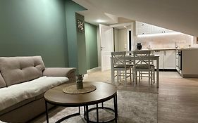 Apartment 16Th Street